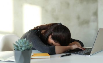 De ce te trezești obosit chiar și după 8 ore de somn?